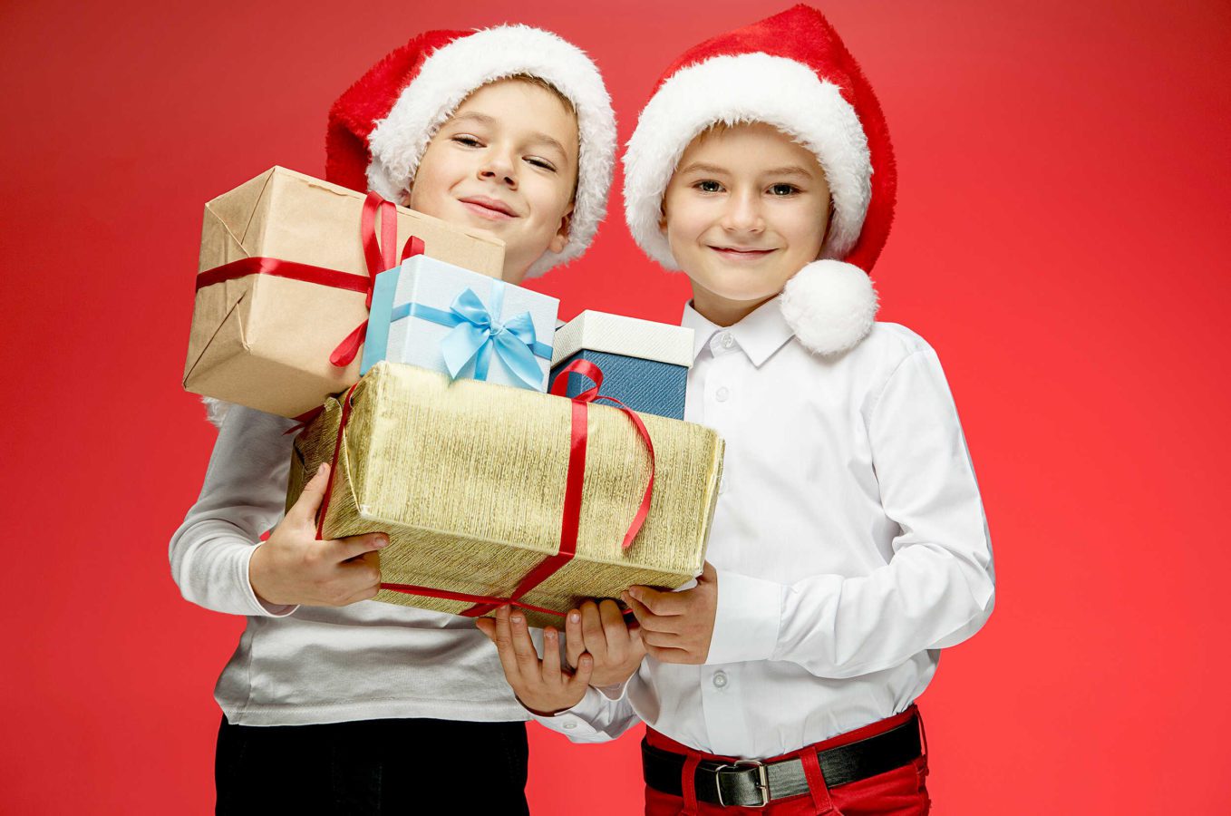 Що подарувати братові на Різдво (130+ крутих ідей)